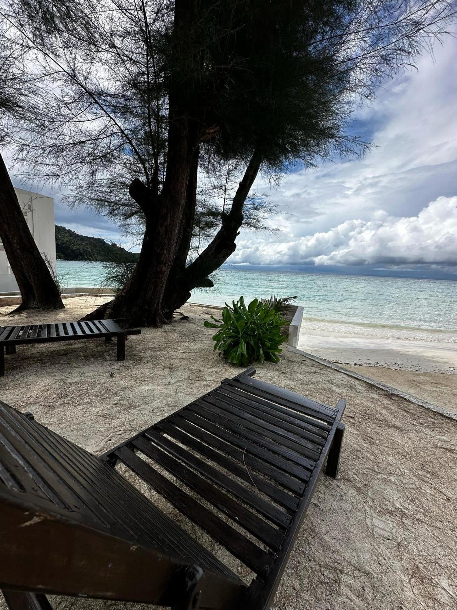 Beach Resort - Arwana Perhentian Besar Kampung Kuala Besut Eksteriør bilde