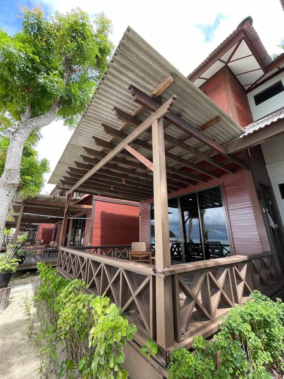 Beach Resort - Arwana Perhentian Besar Kampung Kuala Besut Eksteriør bilde