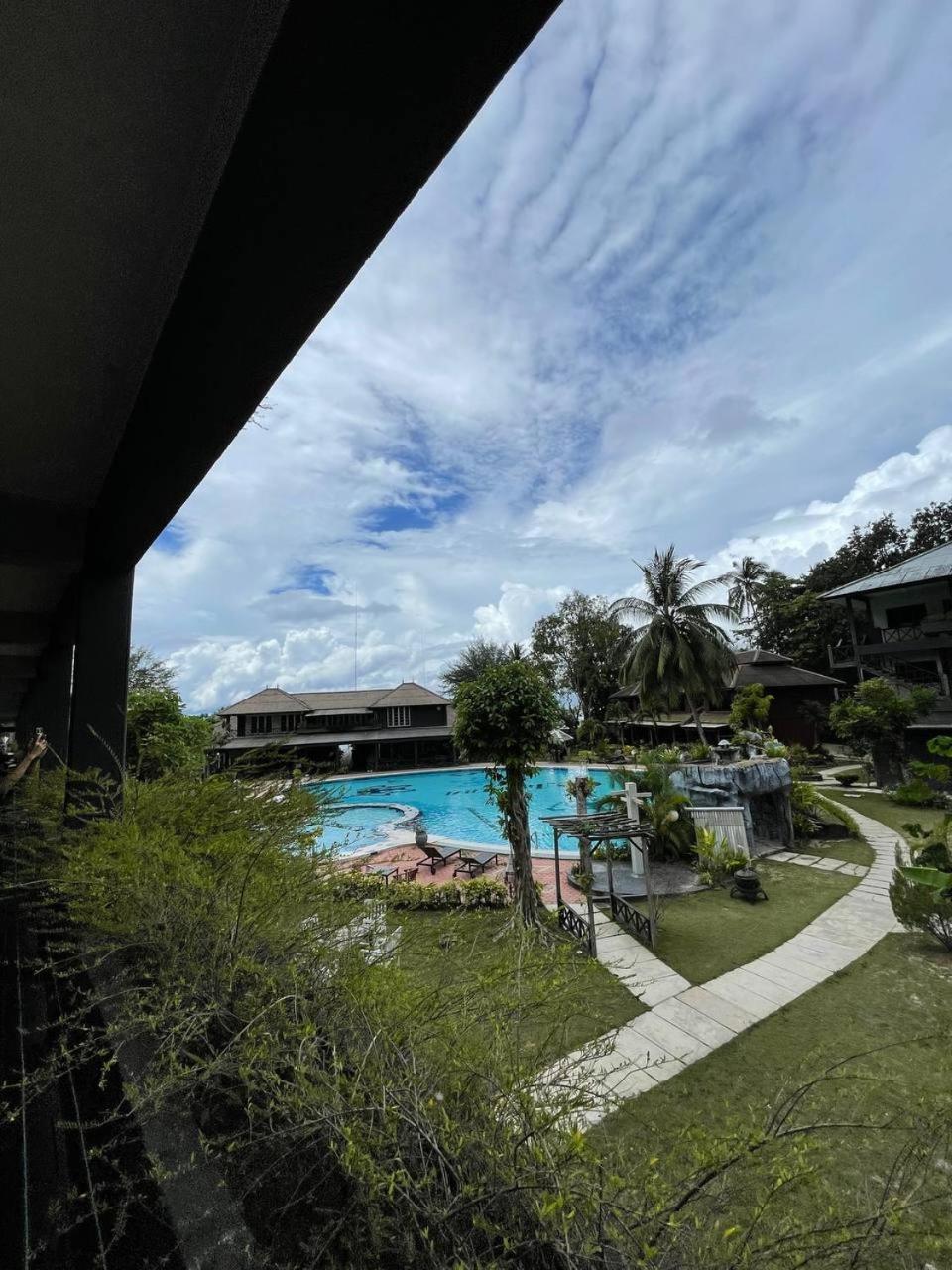Beach Resort - Arwana Perhentian Besar Kampung Kuala Besut Eksteriør bilde
