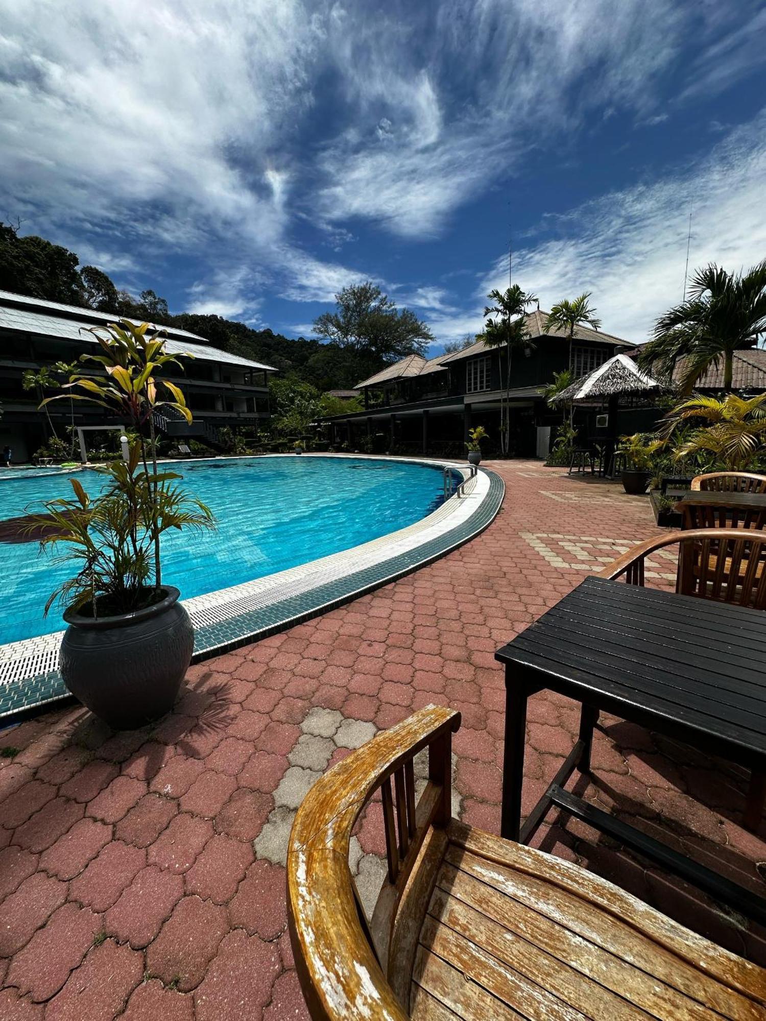 Beach Resort - Arwana Perhentian Besar Kampung Kuala Besut Eksteriør bilde