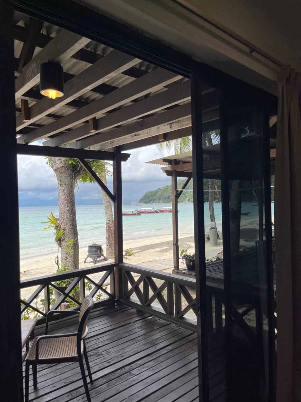 Beach Resort - Arwana Perhentian Besar Kampung Kuala Besut Eksteriør bilde